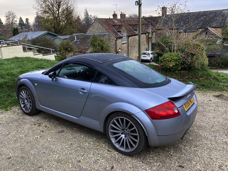 Audi TT quattro sport with light covering of frost